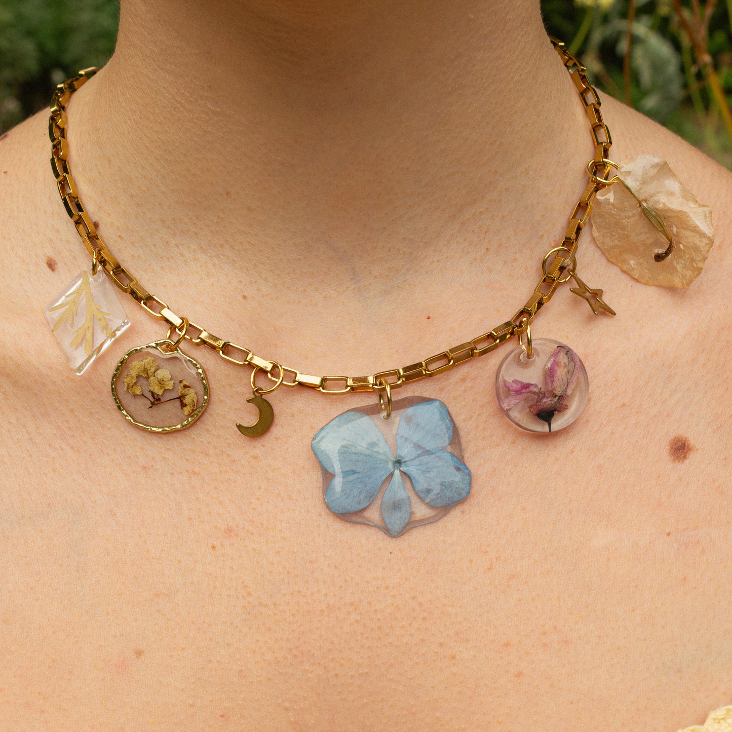 Collar de Charms florales