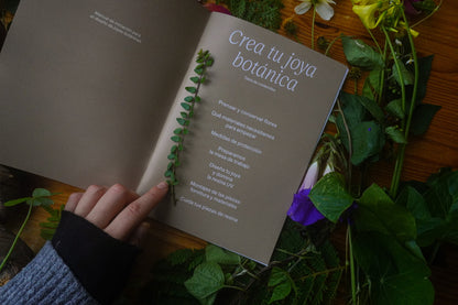 Manual de Iniciación a la joyería botánica